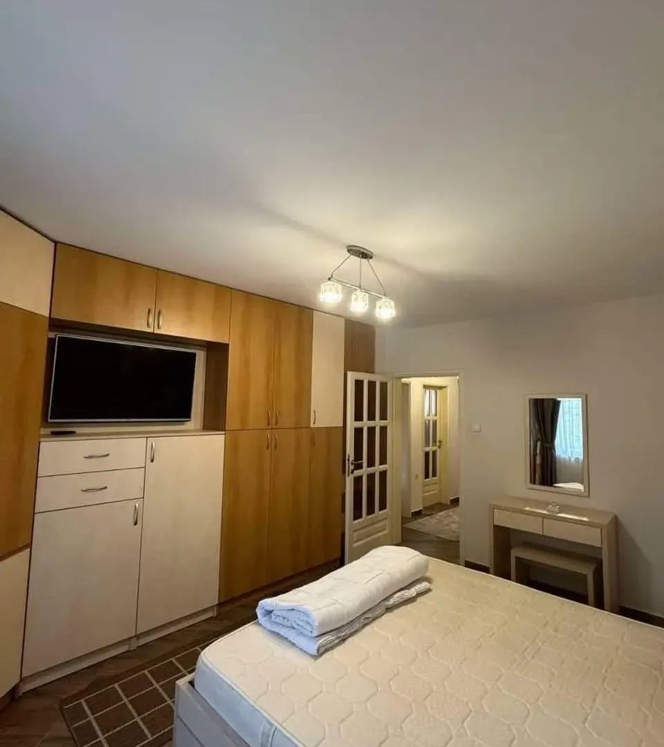 Izdavanje, jednosoban stan, 60m², Gorica C, Podgorica