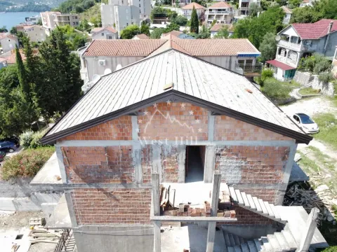 Prodaja, trosoban stan, 110m², Tivat, Crna Gora - image 3