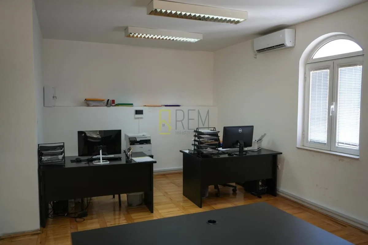 Sale, office space, 145m², Centar, Podgorica