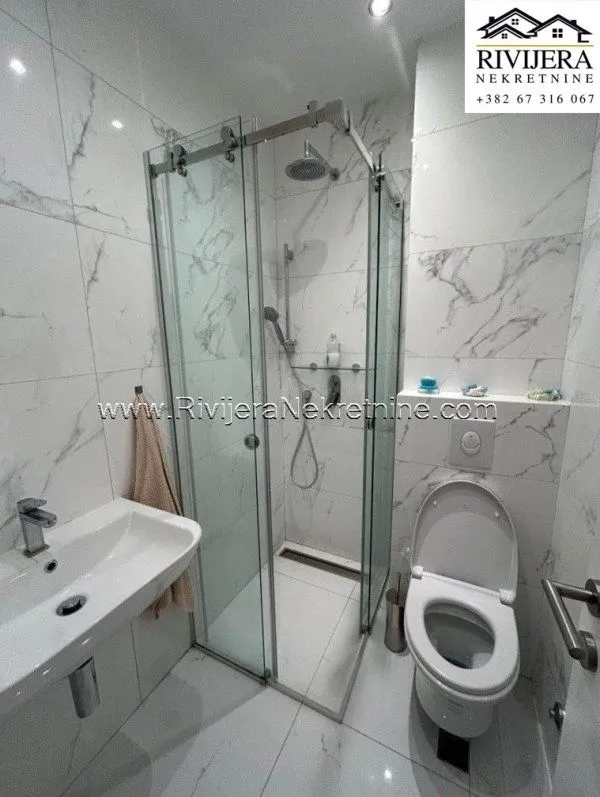 Sale, two bedroom apartment, 71m², Centar, Budva