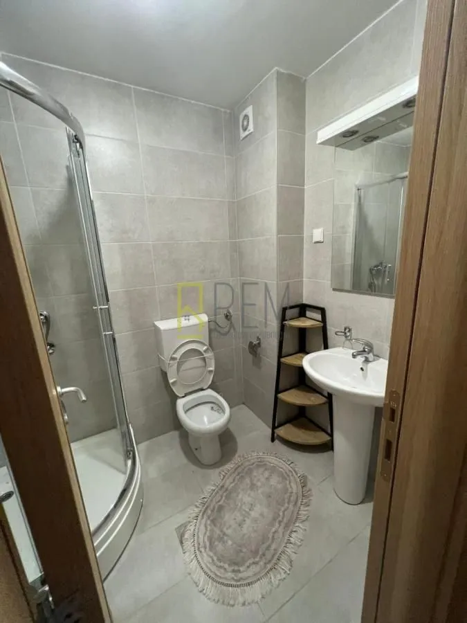 Izdavanje, jednosoban stan, 52m², Podgorica, Crna Gora