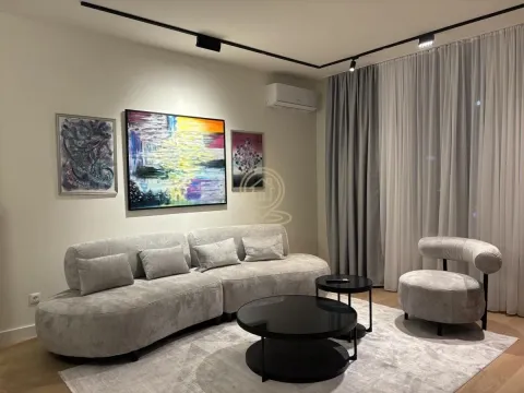 Rent, two bedroom apartment, 57m², Savski Venac, Beograd - image 10