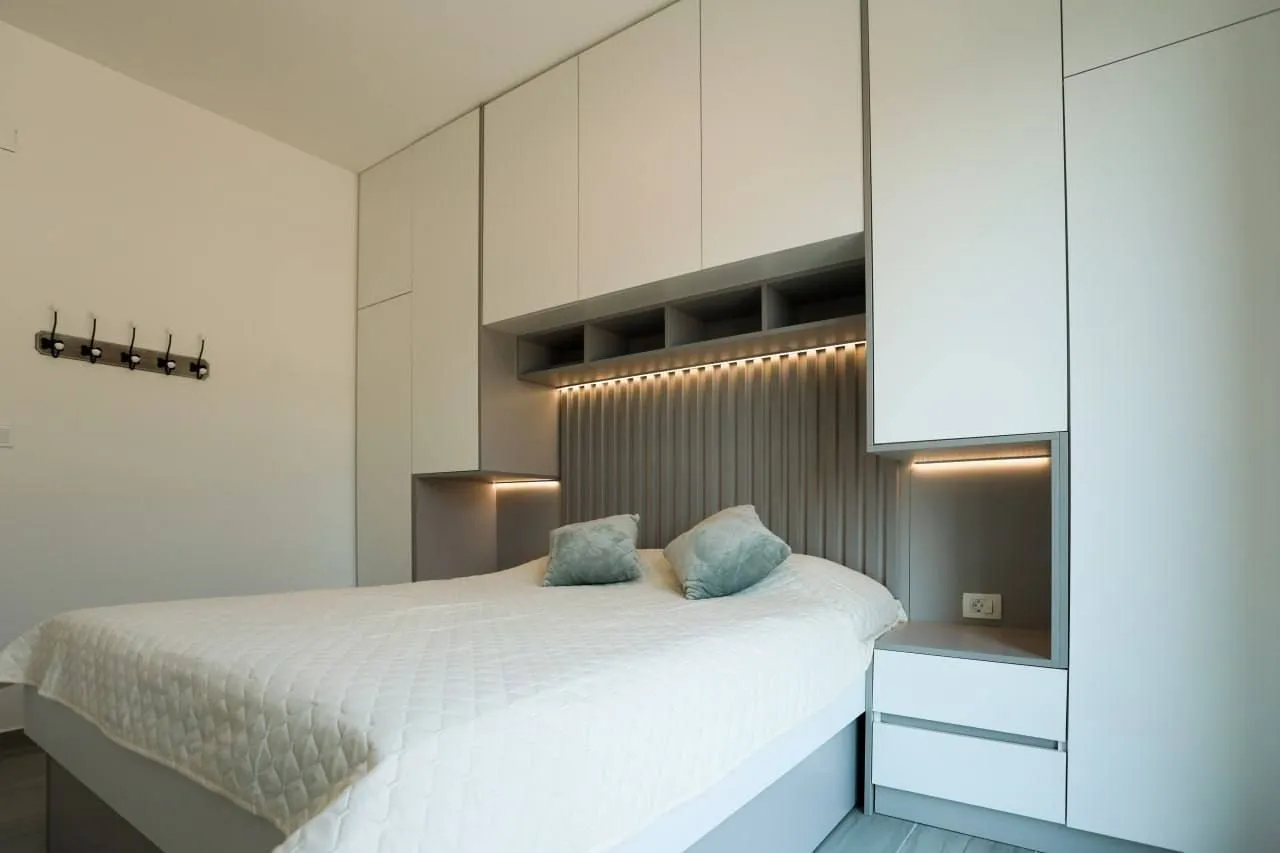 Rent, two bedroom apartment, 75m², Bečići, Budva