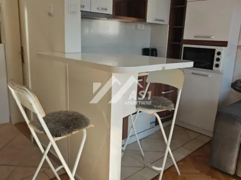 Izdavanje, stan, 22m², Rotkvarija, Novi Sad Sve Podlokacije - image 5