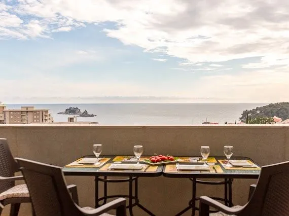 Sale, three bedroom apartment, 90m², Petrovac, Budva