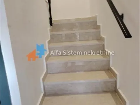 Izdavanje, kuća, 115m², Šumice, Beograd - image 20