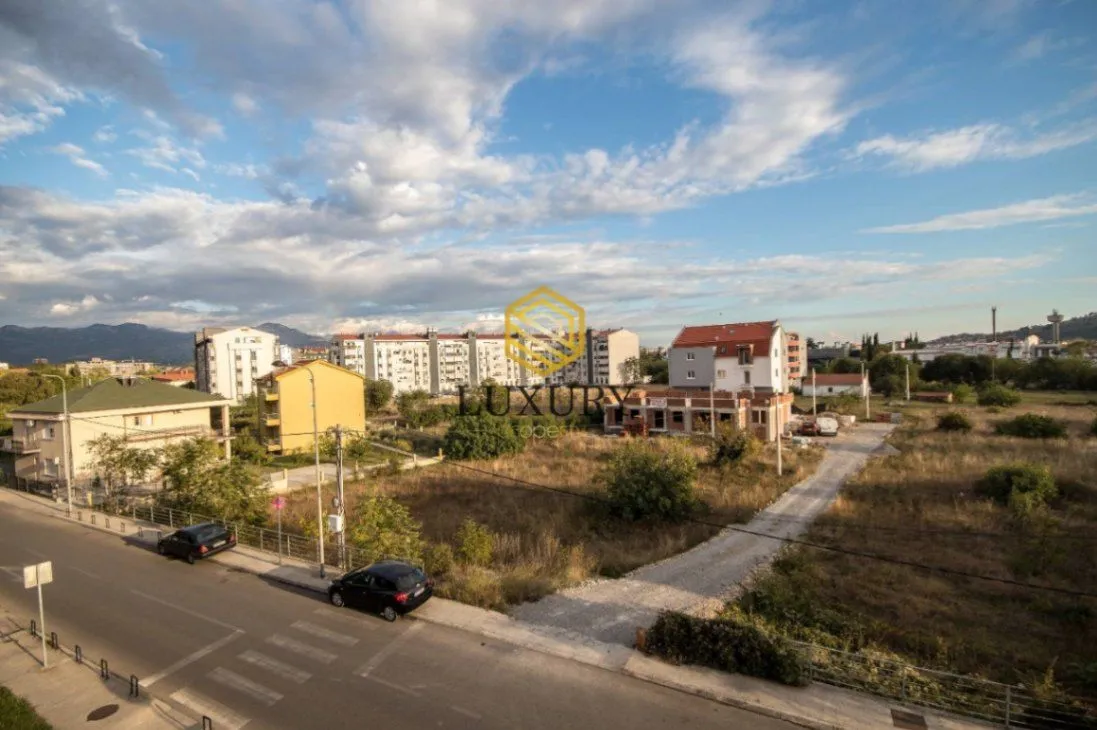 Rent, two bedroom apartment, 57m², City Kvart, Podgorica