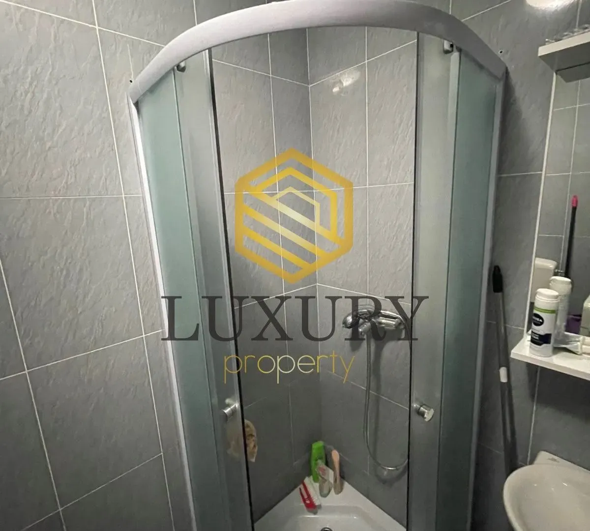 Izdavanje, jednosoban stan, 36m², 1 maj, Podgorica