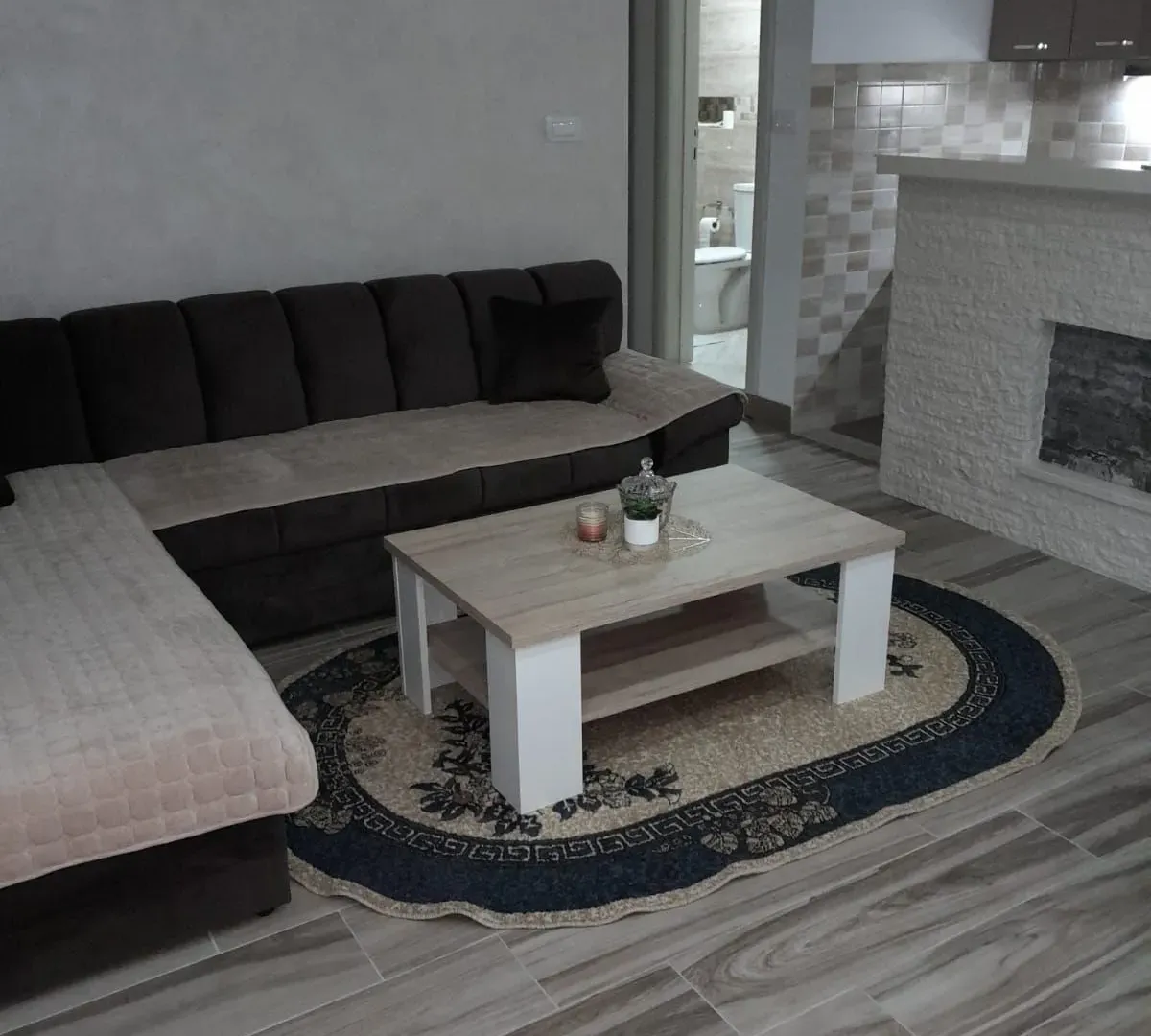 Rent, one bedroom apartment, 45m², Bijeli Do, Budva