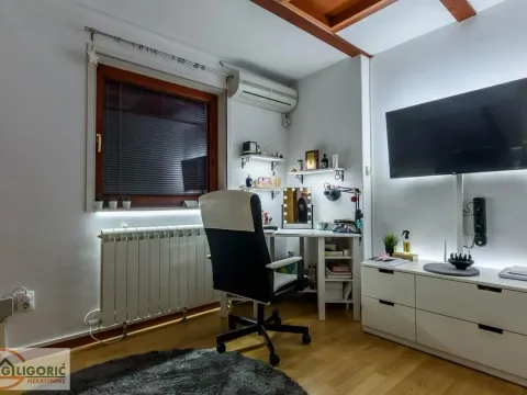 Sale, four bedroom apartment, 104m², Stari Grad, Beograd - image 15