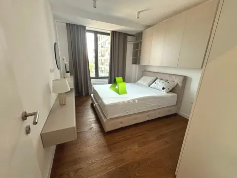 Izdavanje, trosoban stan, 76m², Medijana, Niš - image 9