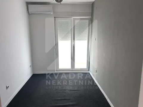 Izdavanje, jednosoban stan, 39m², Stari Aerodrom, Podgorica - image 7
