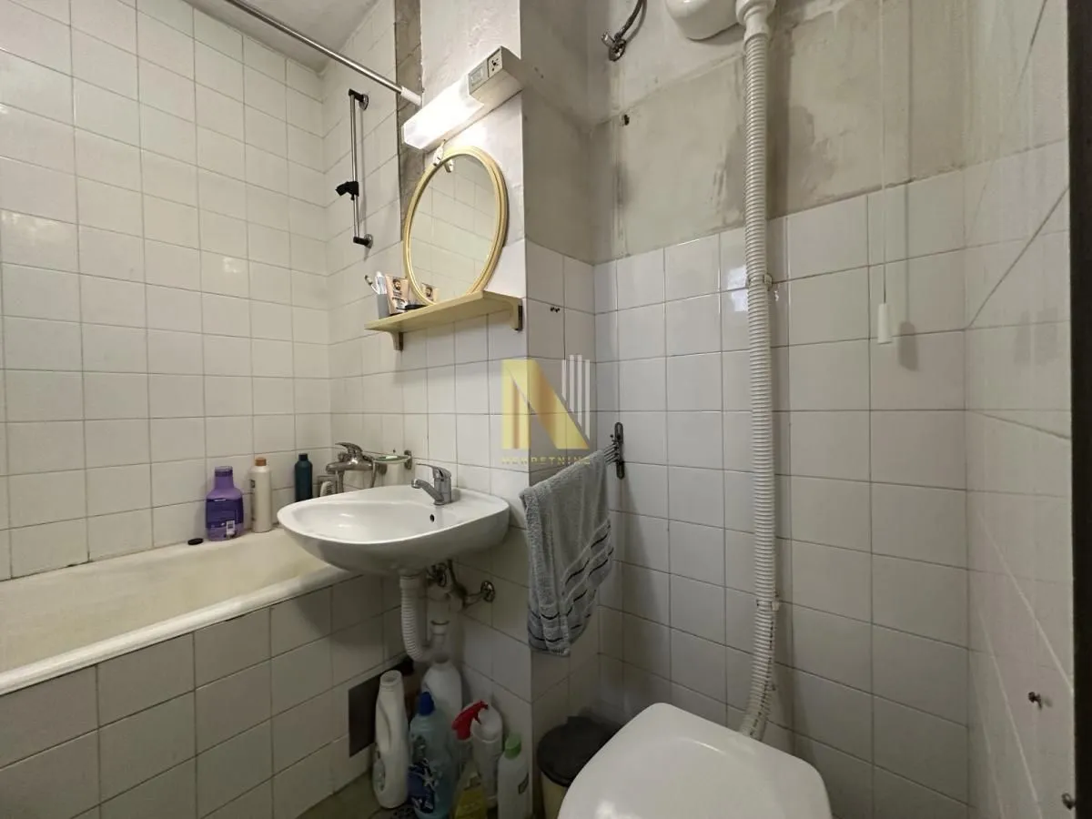 Sale, three bedroom apartment, 71m², Bulevar Oslobodjenja, Novi Sad Sve Podlokacije