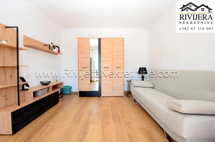 Prodaja, dvosoban stan, 70m², Igalo, Herceg Novi