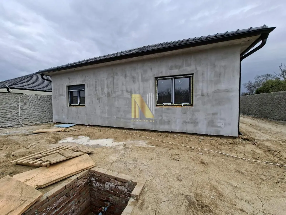 Prodaja, kuća, 170m², Petrovaradin, Novi Sad
