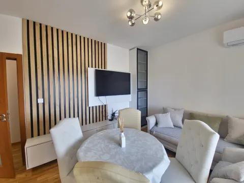 Sale, two bedroom apartment, 48m², Bečići, Budva - image 7
