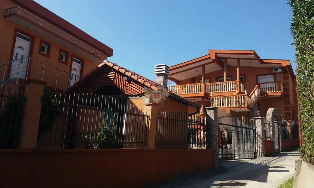 Sale, hospitality venue, 610m², Bar, Crna Gora