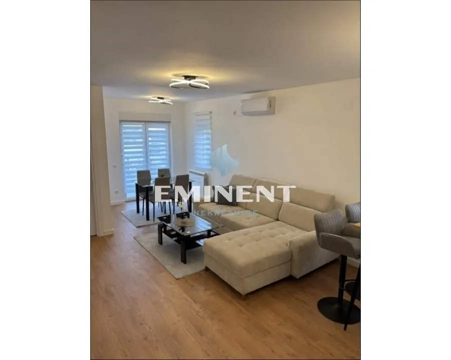 Rent, three bedroom apartment, 67m², Surčin, Beograd