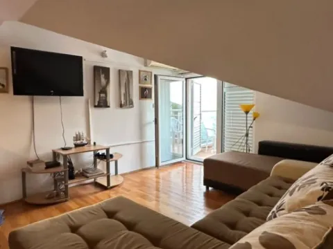 Rent, two bedroom apartment, 60m², Gospoština, Budva