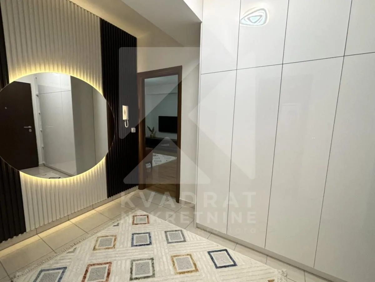 Rent, two bedroom apartment, 78m², City Kvart, Podgorica