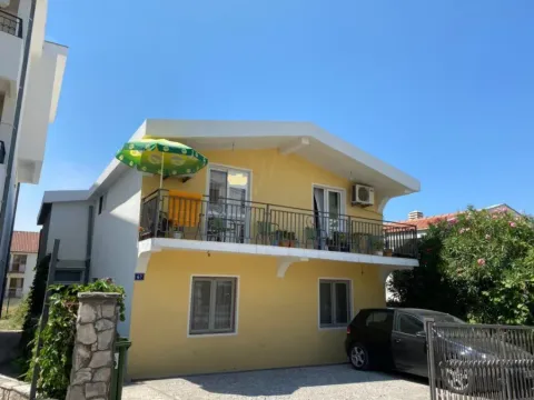 Sale, house, 197m², Šušanj, Bar