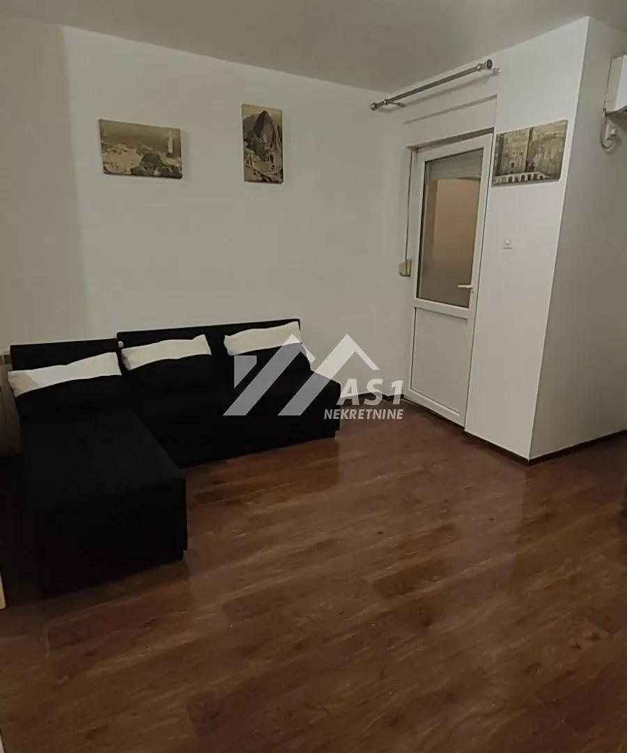 Izdavanje, dvosoban stan, 50m², Podbara, Novi Sad Sve Podlokacije