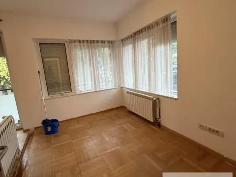Prodaja, četvorosoban stan, 93m², Voždovac Sve Podlokacije, Beograd - image 8