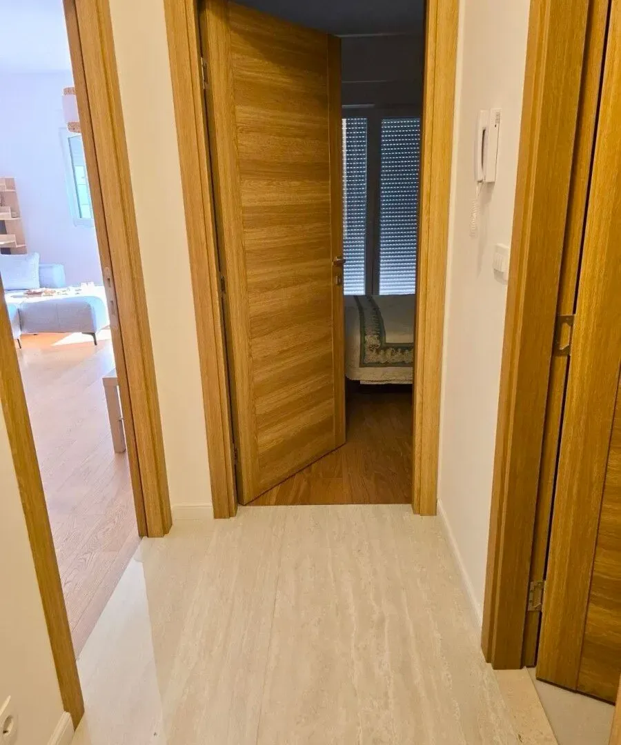 Izdavanje, jednosoban stan, 48m², New City, Podgorica