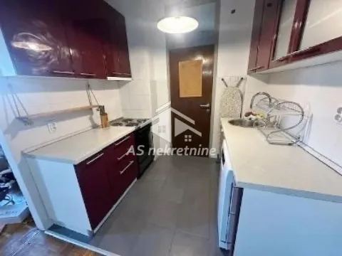 Izdavanje, trosoban stan, 74m², Tašmajdan, Palilula Sve Podlokacije - image 3