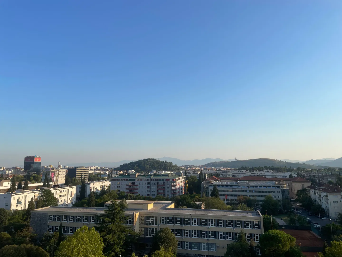 Prodaja, trosoban stan, 90m², Preko Morače, Podgorica
