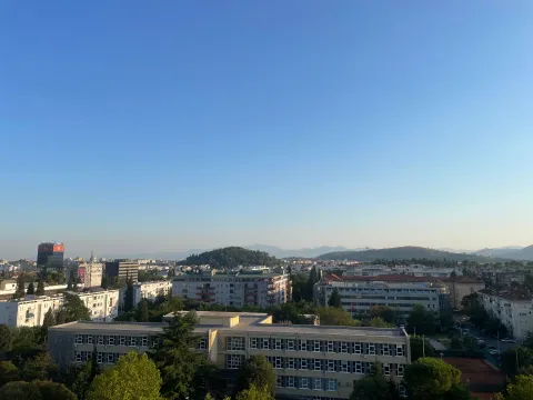Prodaja, trosoban stan, 90m², Preko Morače, Podgorica - image 2
