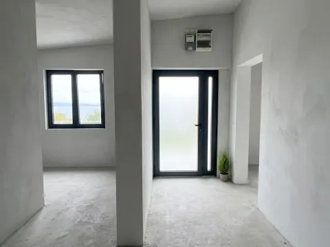 Prodaja, kuća, 60m², Zagrađe, Bar - image 7