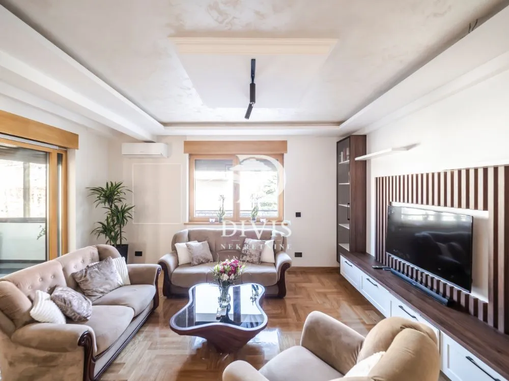 Sale, three bedroom apartment, 68m², Kluz, Zvezdara Sve Podlokacije