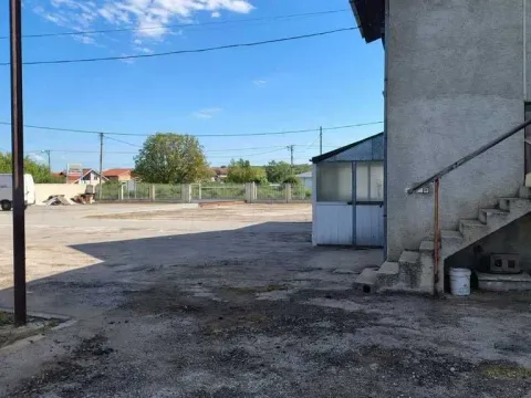 Izdavanje, poslovni prostor, 630m², Paraćin, Srbija - image 7