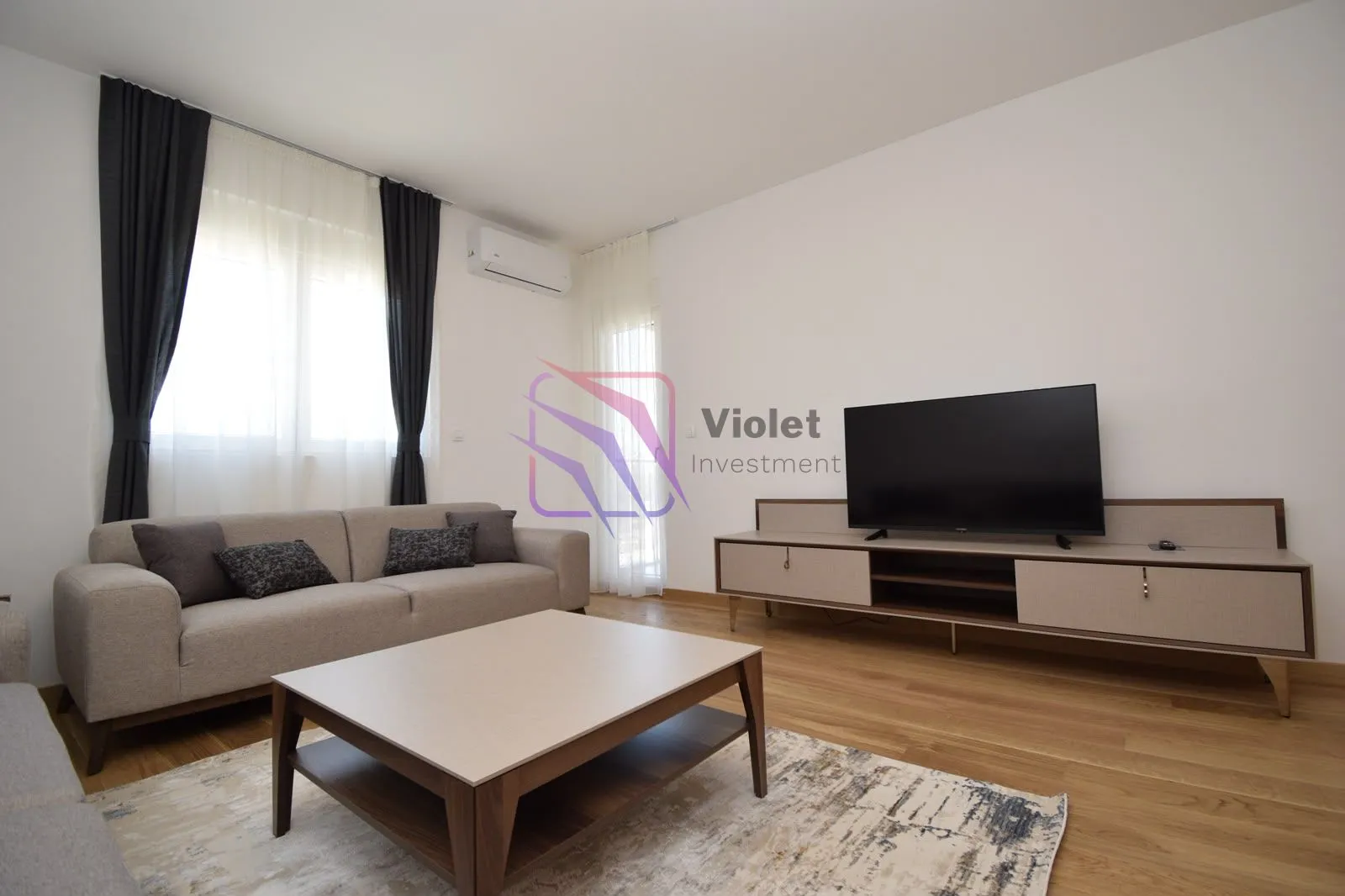 Izdavanje, dvosoban stan, 75m², New City, Podgorica