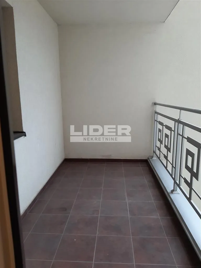 Rent, two bedroom apartment, 58m², Hala Pionir, Palilula Sve Podlokacije