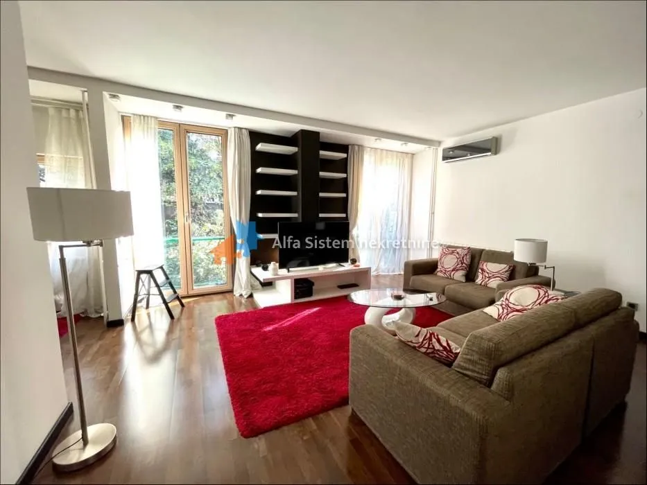 Rent, four bedroom apartment, 87m², Stari Grad, Beograd