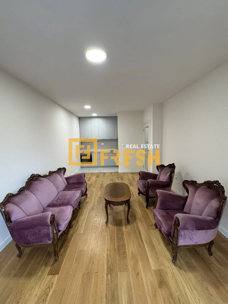 Izdavanje, jednosoban stan, 49m², City Kvart, Podgorica