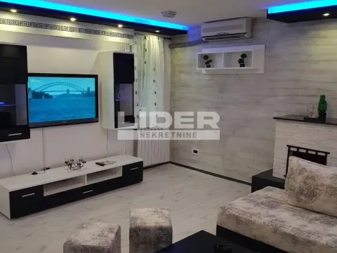 Rent, two bedroom apartment, 52m², Stari Grad, Beograd - image 5