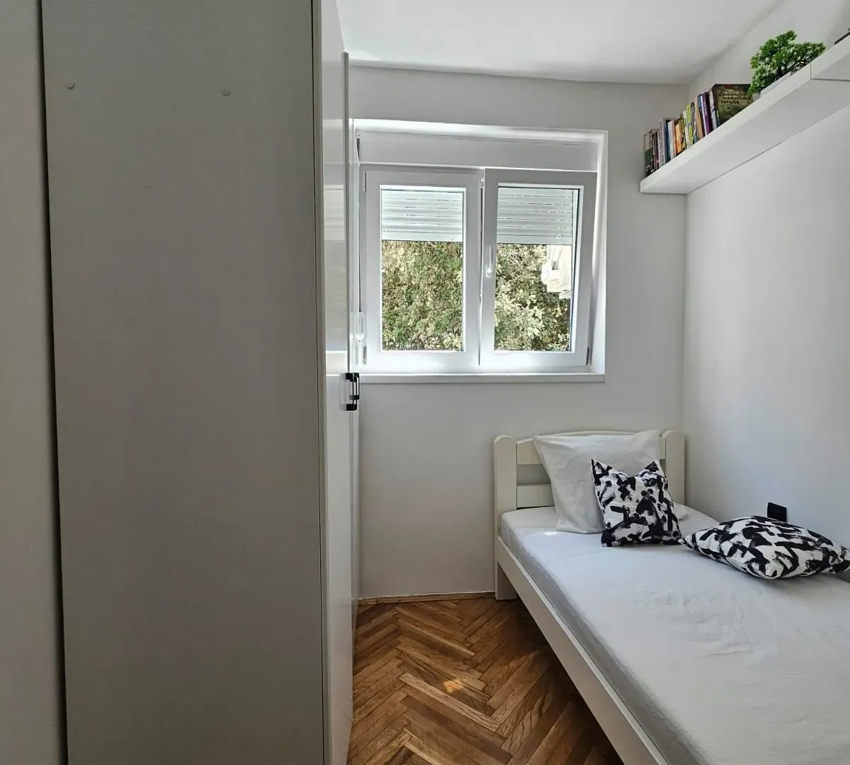 Prodaja, dvosoban stan, 52m², Budva, Crna Gora