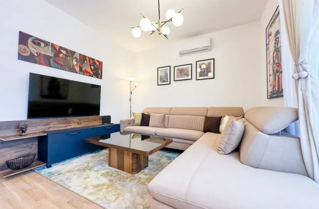 Izdavanje, dvosoban stan, 57m², Gorica C, Podgorica