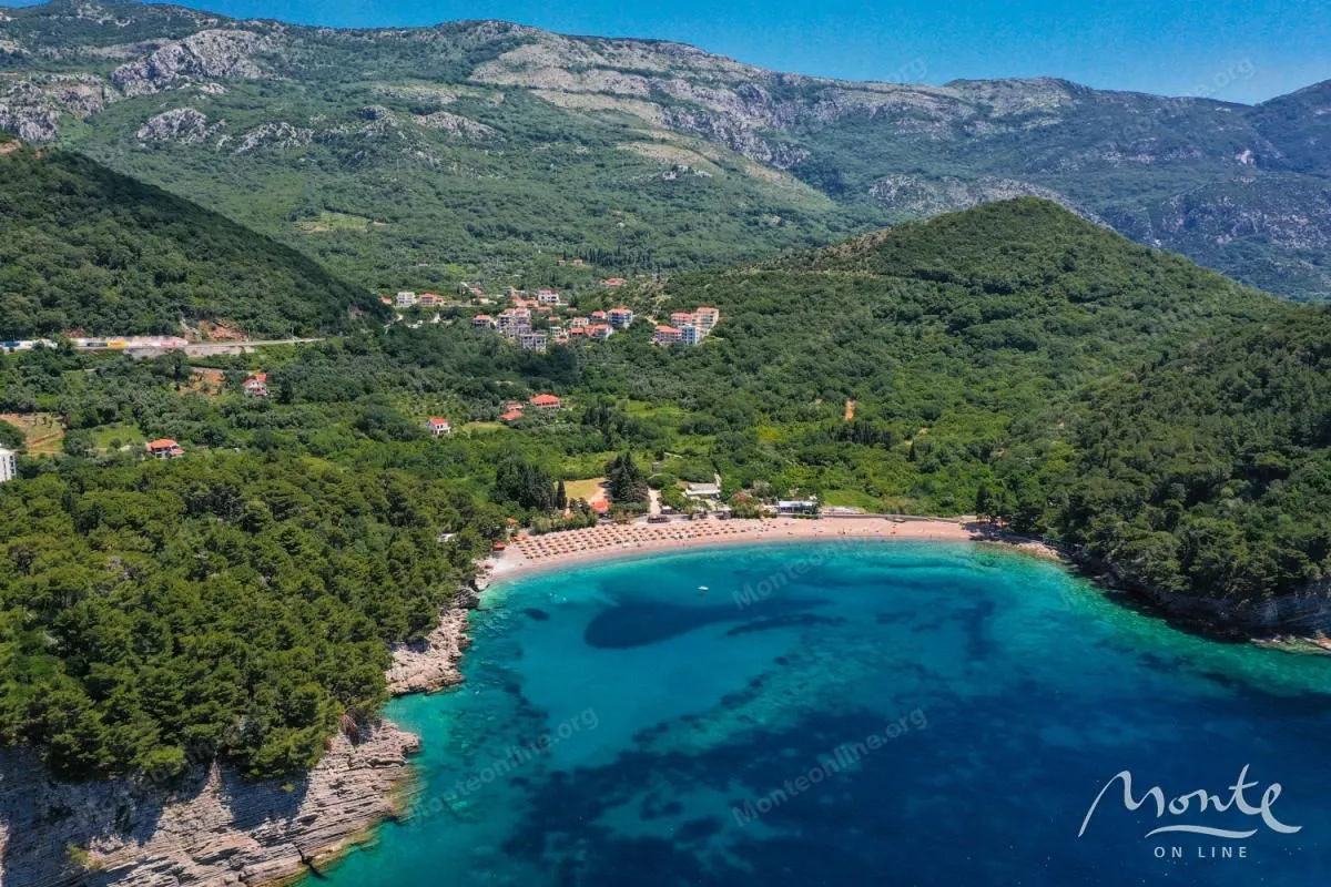 Sale, two bedroom apartment, 88m², Petrovac, Budva