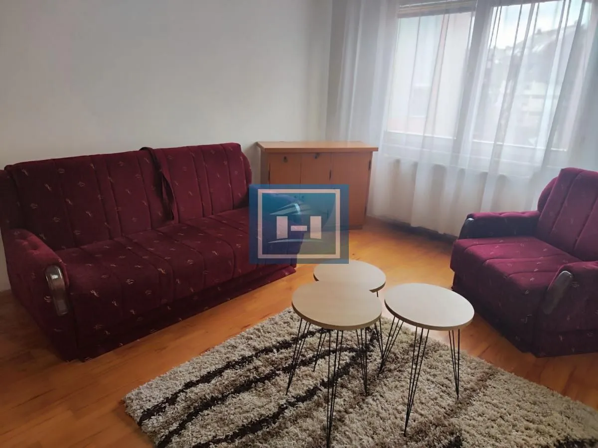 Izdavanje, garsonjera, 30m², Centar, Jagodina