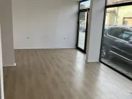 Izdavanje, poslovni prostor, 38m², Niš, Srbija - image 1