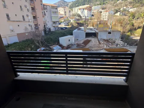 Prodaja, jednosoban stan, 26m², Lazi, Budva - image 9