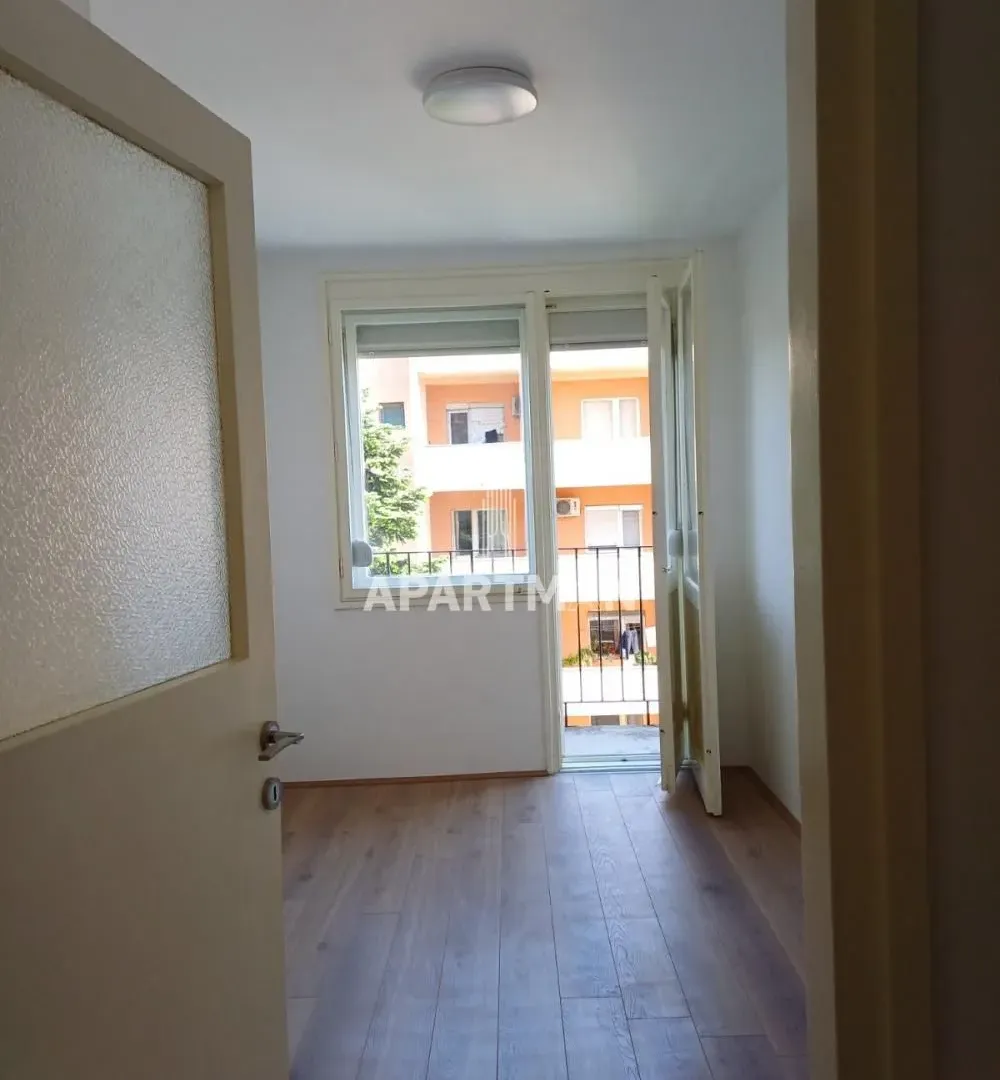 Prodaja, jednosoban stan, 37m², Karaburma, Palilula Sve Podlokacije