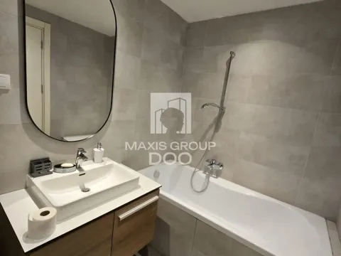 Izdavanje, trosoban stan, 80m², Savski Venac, Beograd - image 18