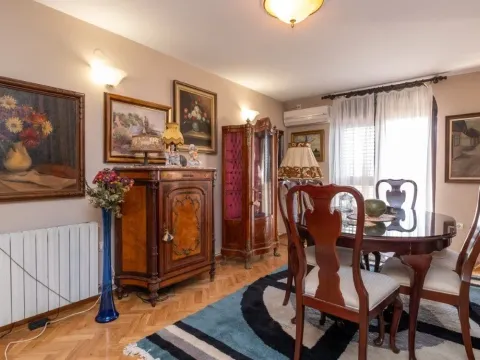 Rent, house, 280m², Podgorica, Crna Gora - image 2