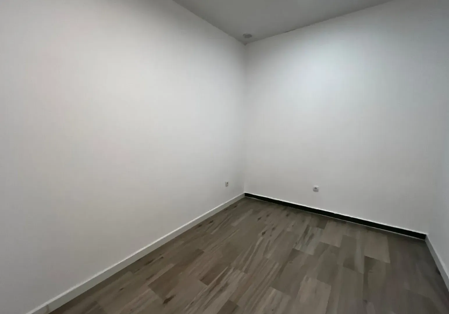 Sale, office space, 92m², Nova Dalmatinska, Podgorica