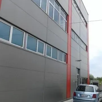 Izdavanje, poslovni prostor, 360m², Batajnica, Beograd